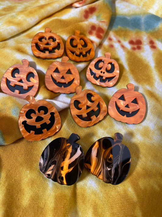 Pumpkin Studs